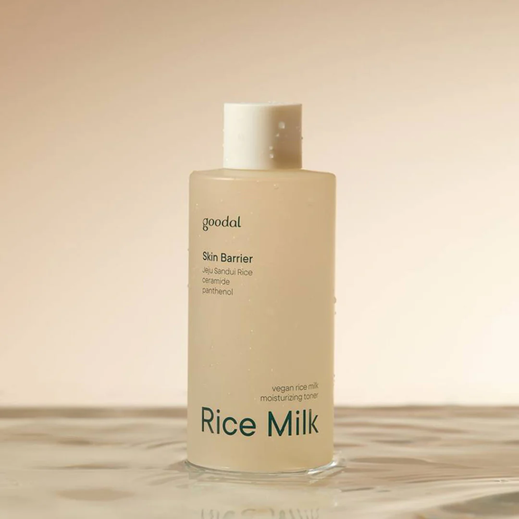 Infused with rice milk, this toner delivers nourishing benefits to the skin, leaving it soft, radiant, and balanced. Ideal for those seeking a gentle, vegan skincare solution that supports skin hydration and overall health.
