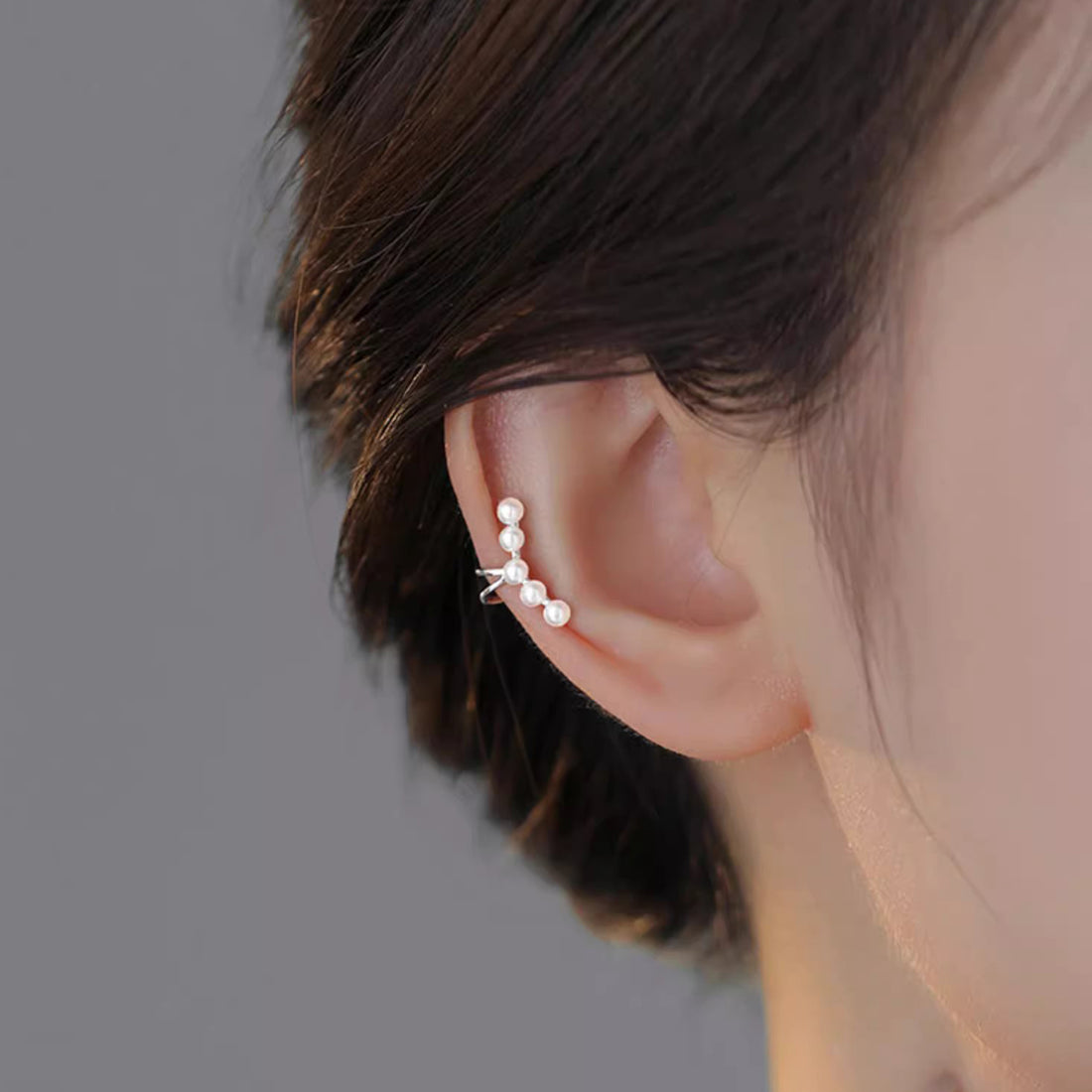 Geometric Lines Pearl Ear Cuff