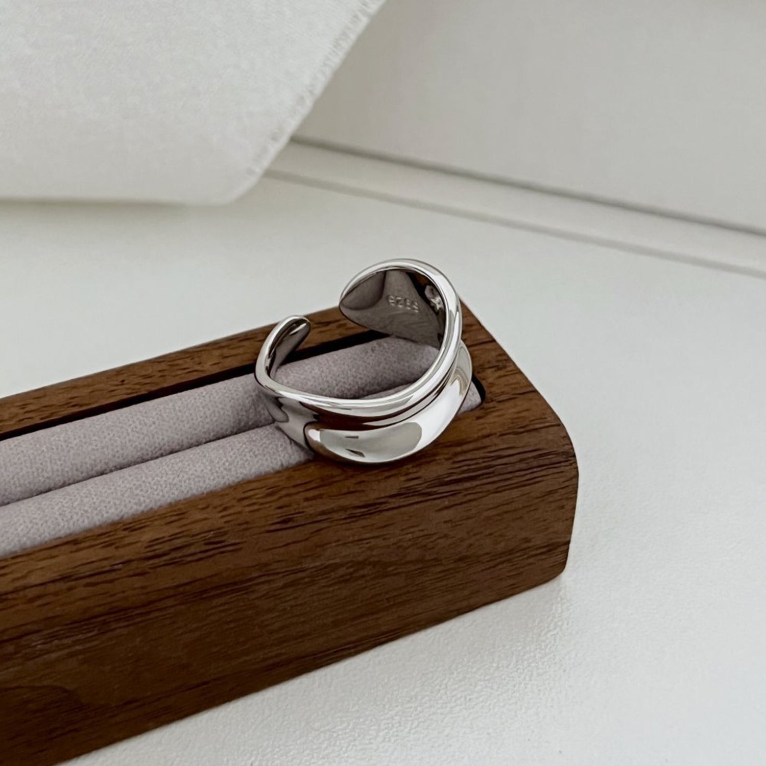 Irregular Pleated Silver aopen Ring