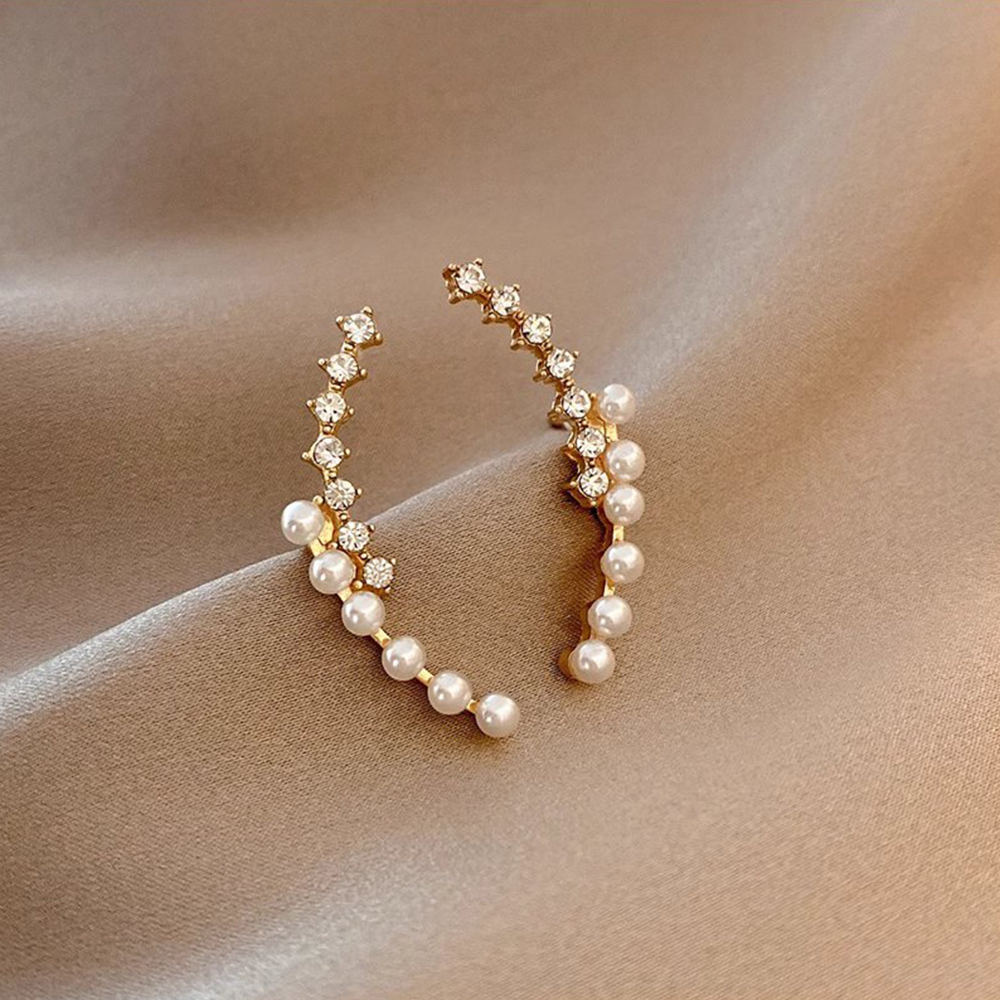 Long Baroque Pearl Earrings 1pair