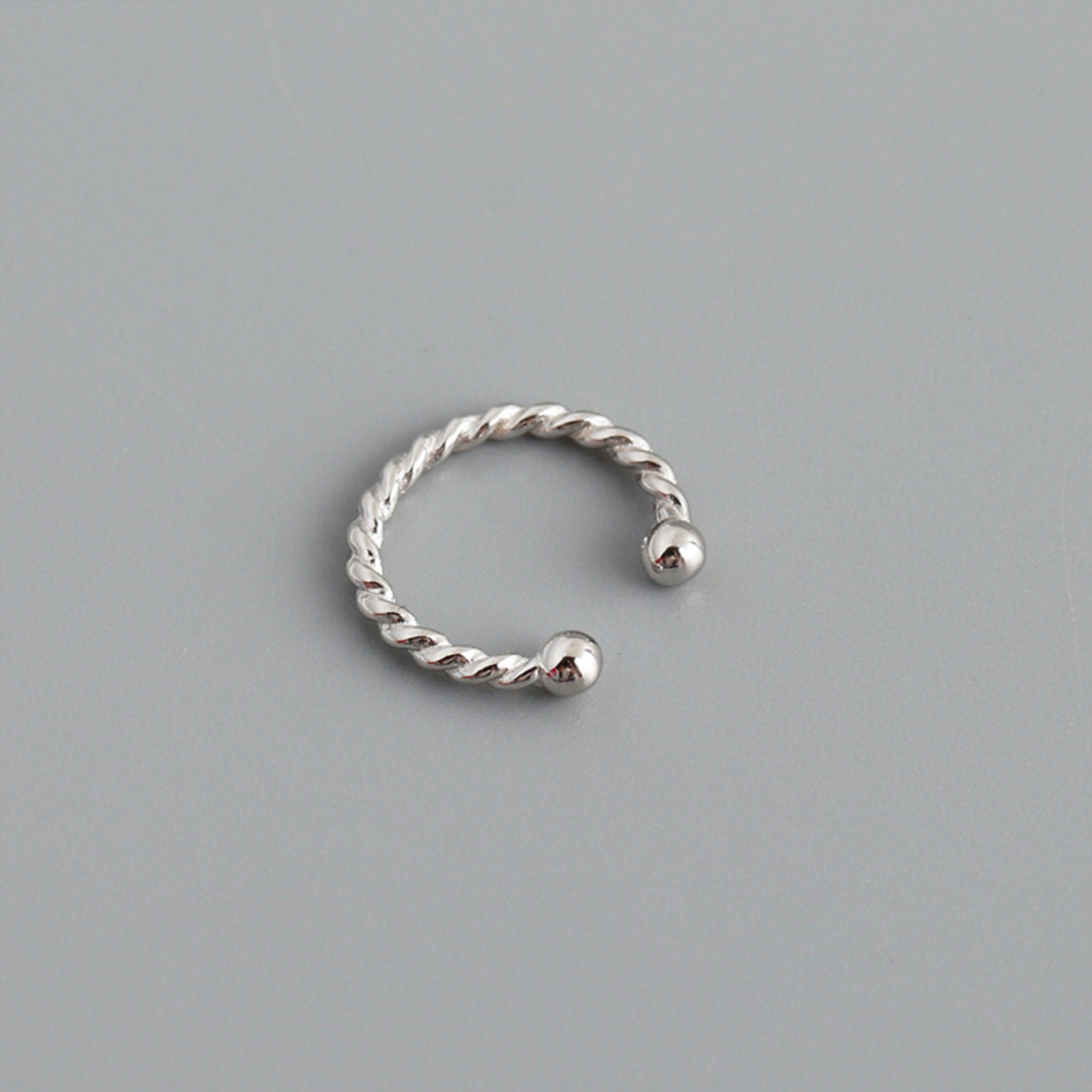 Twisted Ear Cuff