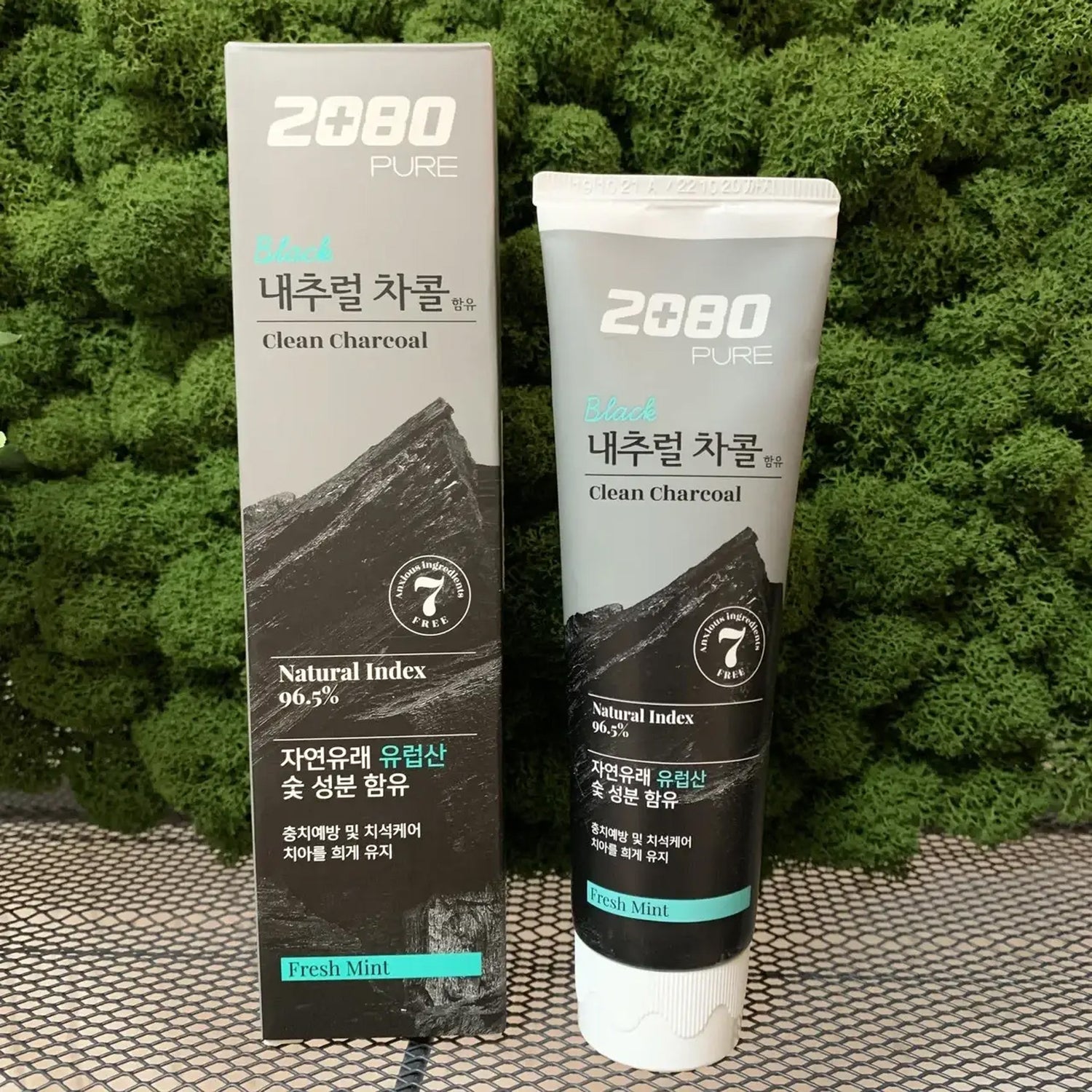 AEKYUNG 2080 Black Charcoal Toothpaste 120g