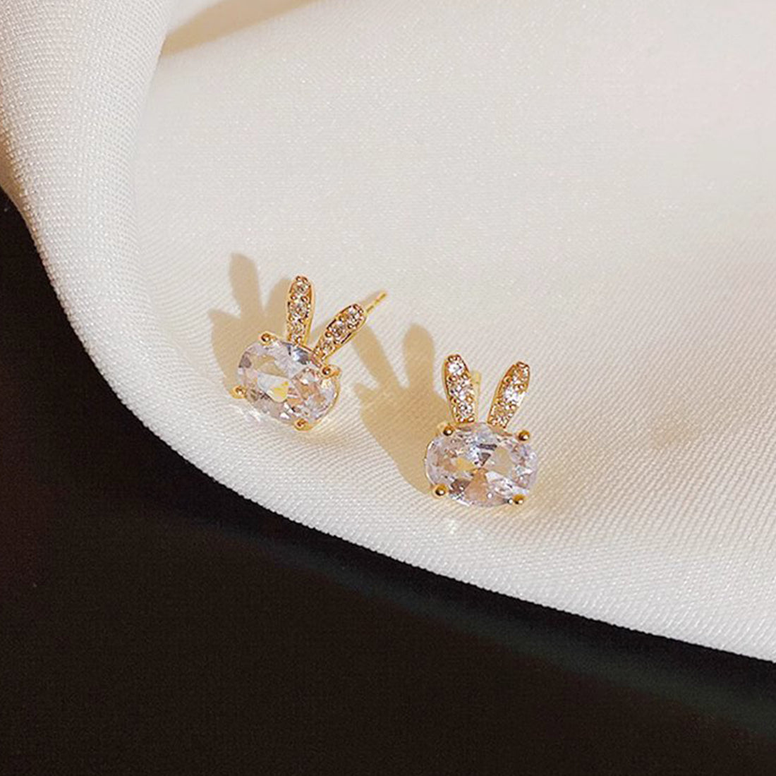 Adorable Bunny-shaped Cubic Zirconia Earrings 1pair