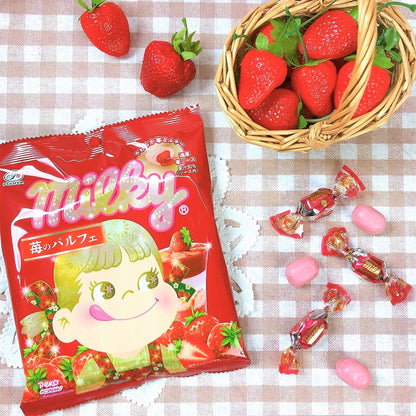 FUJIYA Milky Amaou Strawberry Parfait