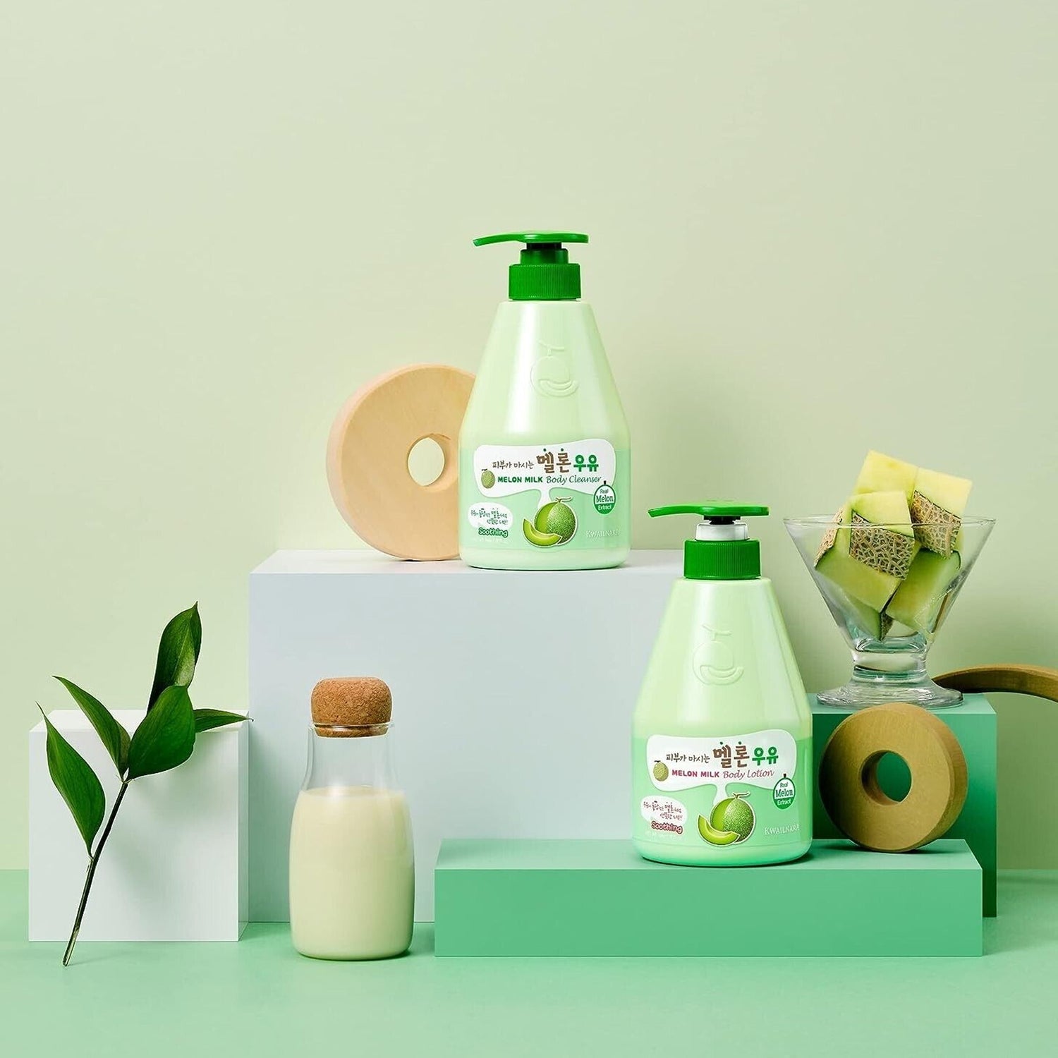 KWAILNARA Melon Milk Body Soap 560g