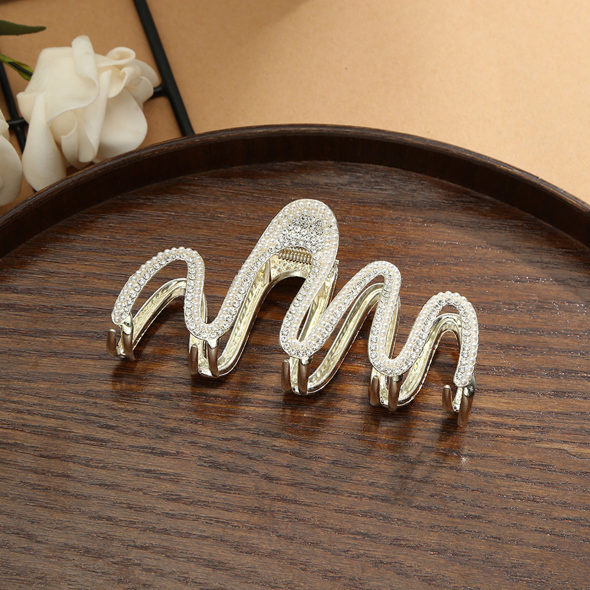 Pearl and Crystal Metal Wave Shape Hair Claw