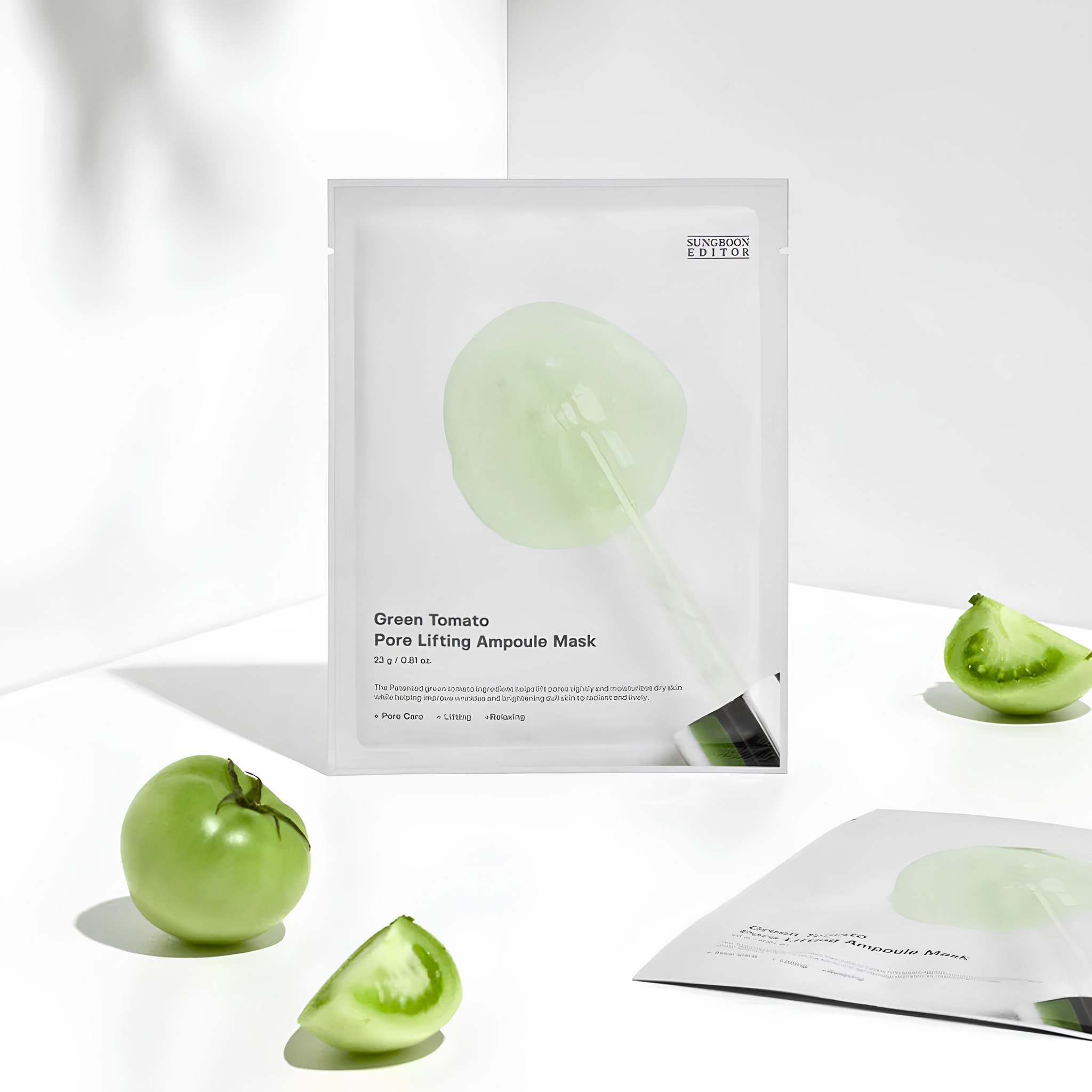 Infused with green tomato extract, this ampoule mask helps to hydrate and tighten the skin while delivering a lifting effect. 