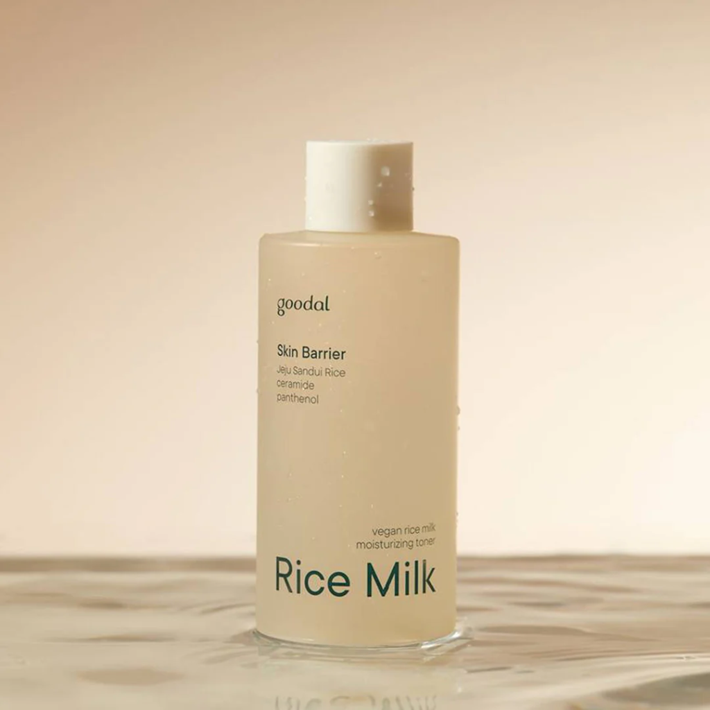  Infused with rice milk, this toner delivers nourishing benefits to the skin, leaving it soft, radiant, and balanced. Ideal for those seeking a gentle, vegan skincare solution that supports skin hydration and overall health.